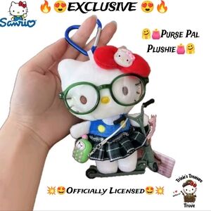EXCLUSIVE - Hello Kitty Officially Licensed Purse Pal Plushie
